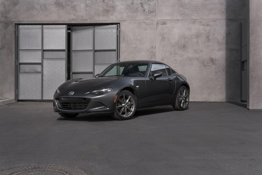  Mazda MX-5 Miata RF (ND) 2016 года  (NA) (фото 33 из 60)